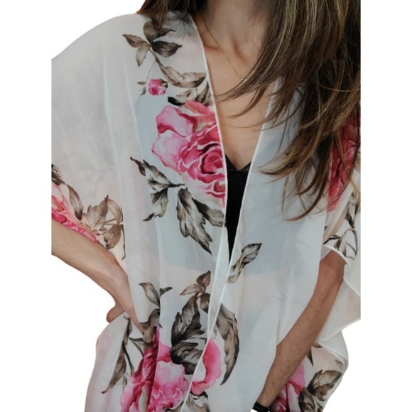 New fashion nova floral kimono - Picture 12 of 12